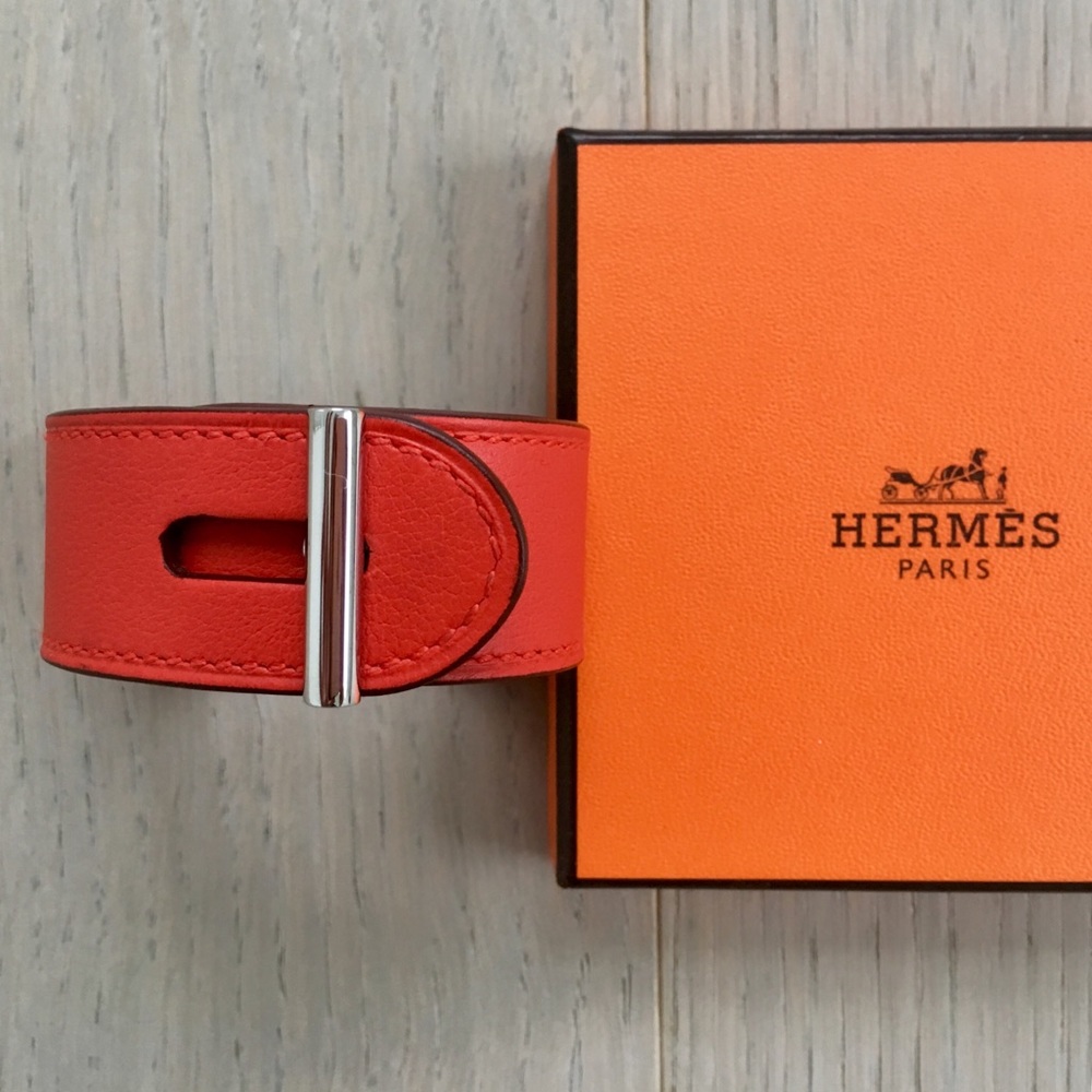 Hermes Capucine Hydra Swift Leather Bracelet - XS
